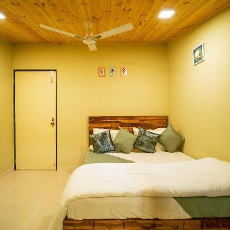 Spicy Mango Lakeside Abode - Luxurious Villa In Pawana Lonavala Exterior photo
