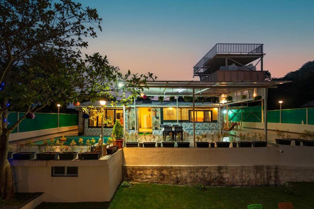 Spicy Mango Lakeside Abode - Luxurious Villa In Pawana Lonavala Exterior photo
